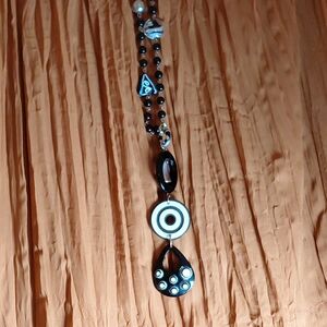 Elegant Glass Black and White  Necklace